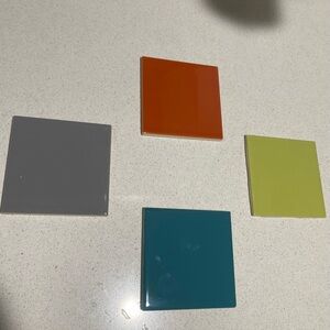 8 Random Wall Tiles// 4.25” x 4.25”// Murals Line// Glossy Finish
